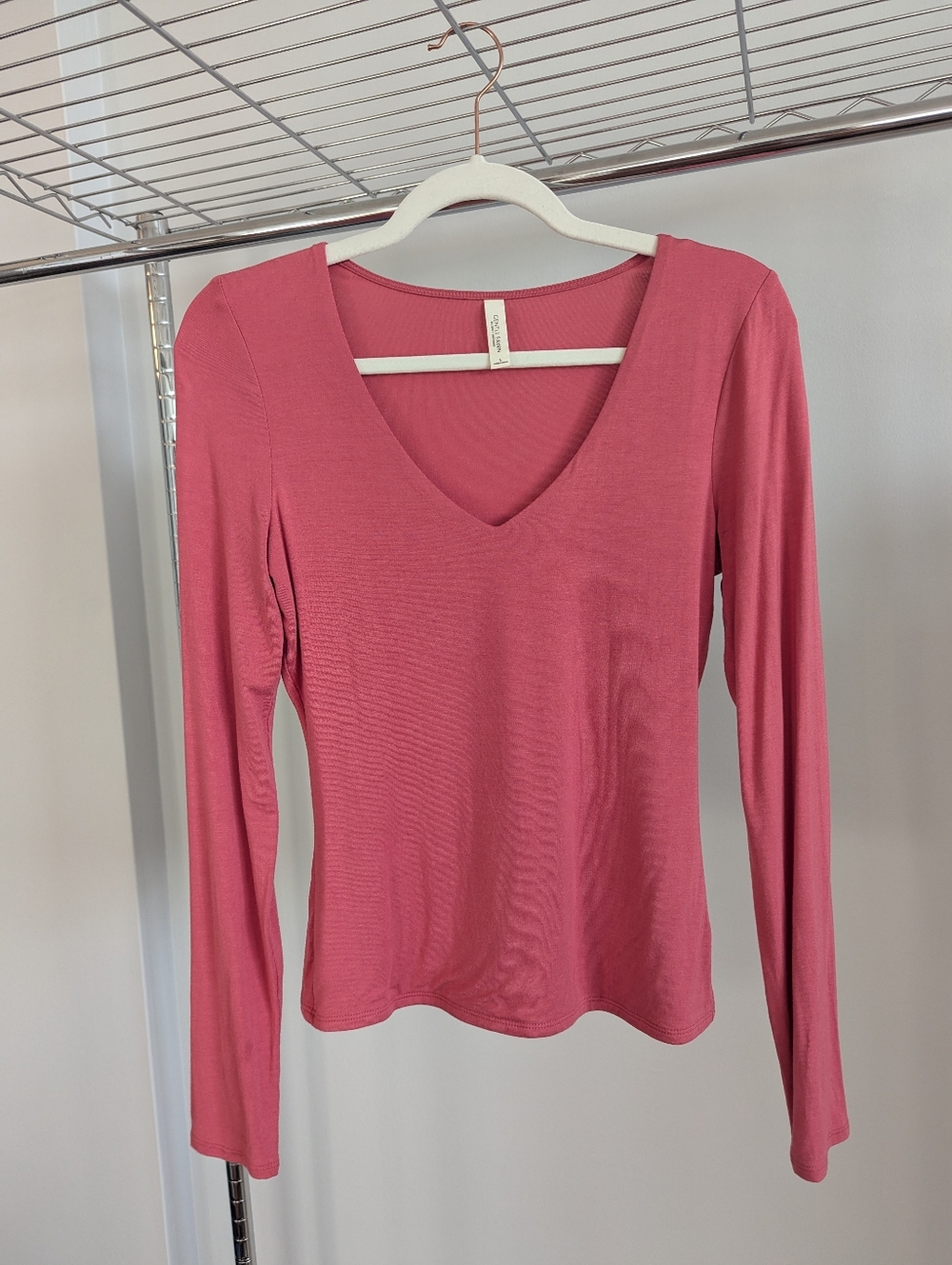 *NWOT* Gentle Fawn 'Linette' V-Neck Long Sleeve Top (Berry)